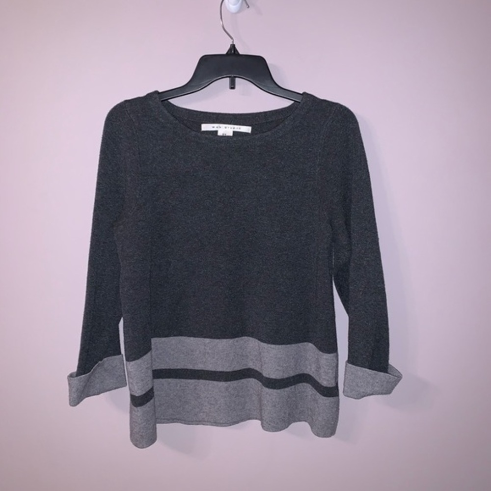Dark gray and light gray max studio sweater size medium